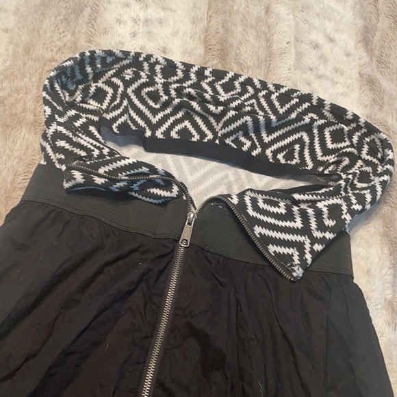 Strapless Dress - Picture 4 of 6